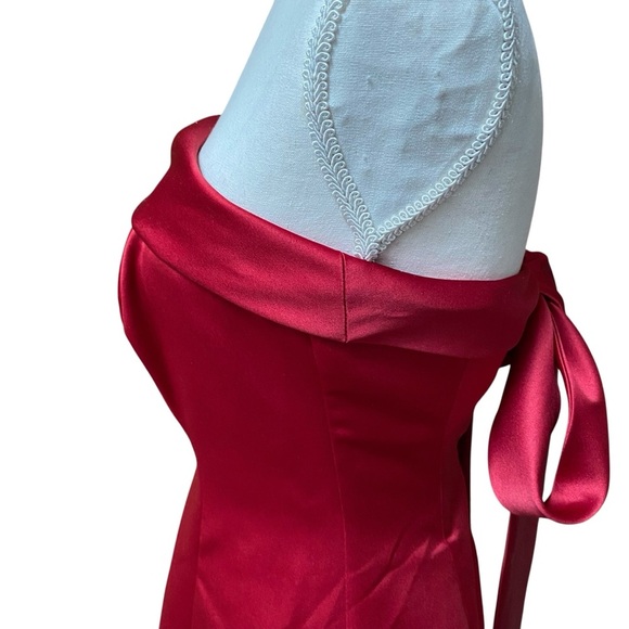 Michaelangelo Red Strapless Satin Gown Bow Back Formal Evening Dress Sz 2 - Picture 8 of 12